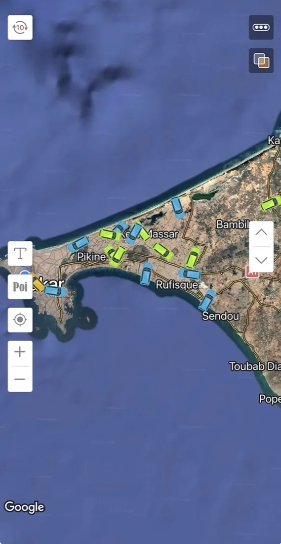 La flotte de véhicules visible sur la carte depuis l'application mobile